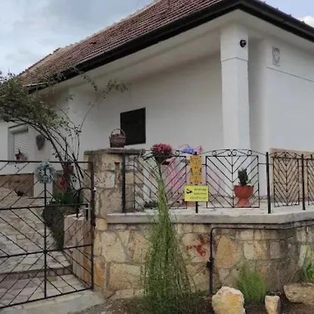 Vendégház Rózsamorzsa
